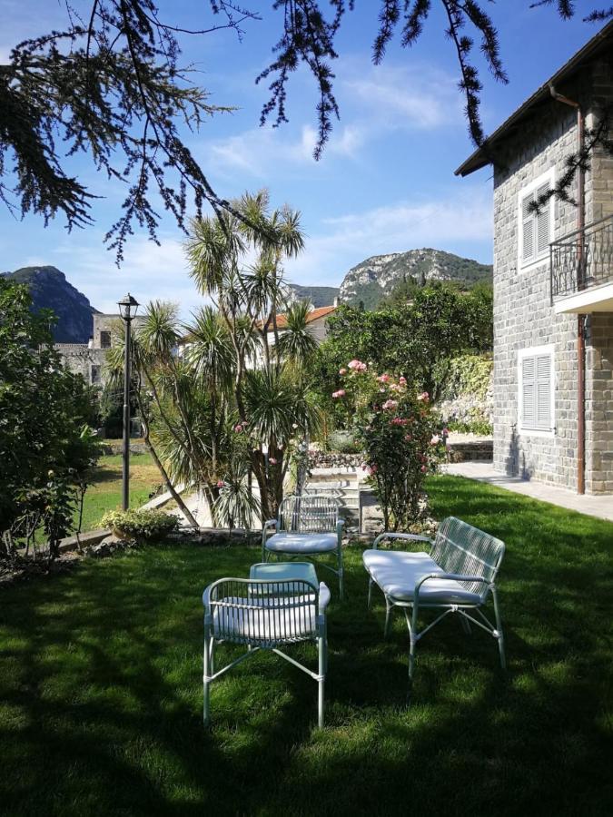 フィナーレ・リーグレ Castelli In Aria Bed & Breakfast エクステリア 写真